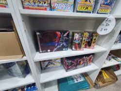 点击看大图 -逝水玩具折扣店