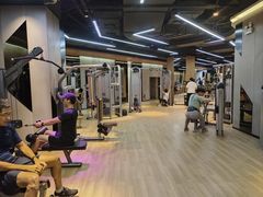 -威克健身游泳(万菱汇店)