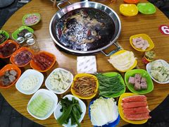 -毛毛老火锅(八年观音桥店)