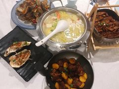 饭盒焖肥肠-渔娘渔家丹东海鲜(东直门店)