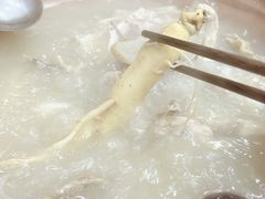 人参滋补鸡-朴小妹人参鸡汤火锅(长白山万达店)