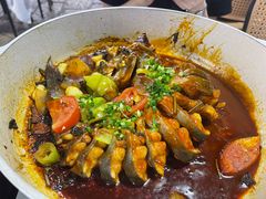-刘姐啤酒鱼民族演艺餐厅(西街总店)