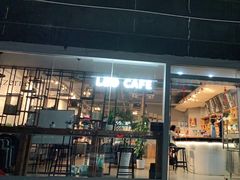-LEO CAFE