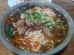 红烧肥肠粉-丁丁猫重庆小面(徐州路店)