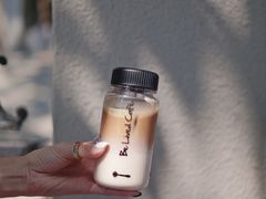 -Be Lived Cafe比例咖啡(摩天轮店)