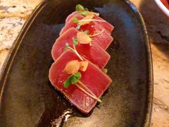 金枪鱼牛油果-BROWNSTONE布朗石西班牙餐厅(富城店)