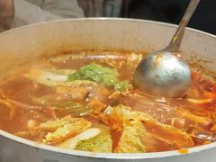 -刘姐啤酒鱼民族演艺餐厅(西街总店)