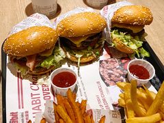 -The Habit Burger Grill 哈比特汉堡(复兴soho店)