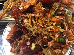 -虾弄弄海派小龙虾·牛羊蝎子火锅