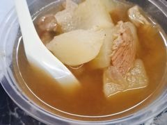 牛腩萝卜汤-香港风味小吃店(中英街店)