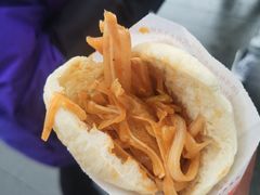 锅魁夹耳片-洞子口张老二凉粉(文殊院店)