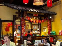 -富正毅三下锅·湘西韵味(天门山索道店)