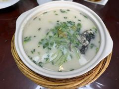 天目湖砂锅鱼头-高老庄·老溧阳·私房菜(南山竹海店)