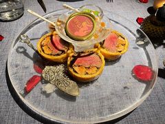 鱼子酱惠灵顿牛排三重奏-弦月窗LUNETTE BY AMANDA(复兴路店)