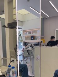 -PE SALON
