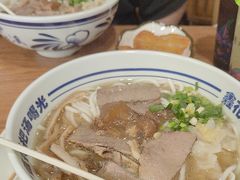 -鑫花溪牛肉米粉(凤凰街创始总店)