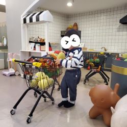 -BabyMonster小怪兽亲子派对·餐厅乐园(金月湾店)