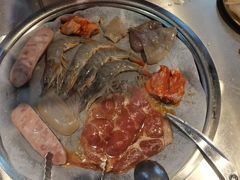 -哈哈碳都·牛肋条无限自助烤肉(台江万达店)