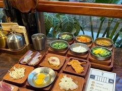 -银米·云南传统过桥米线(双廊黑金冠店)