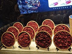 -雍容荟帝王蟹活龙虾展台自助(IFS黑金店)