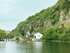 -绍兴东湖风景区