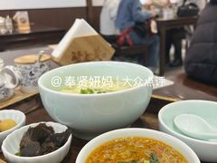 -蟹上黄·蟹黄面·江南糖水(人民广场店)
