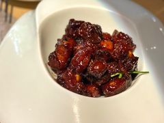 -穹六人间 people 6(岳阳路店)