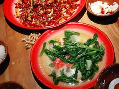 -半步颠小酒馆(繁花中心)