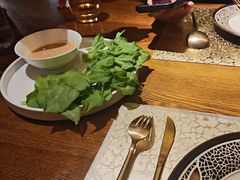 -迪拜杭州风味音乐餐厅(杭州首店 湖滨步行街店)