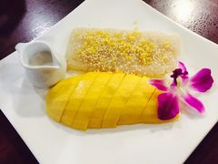 -Dang restaurant (patong phuket)