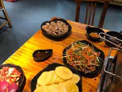 -丹东特色烤肉(学府路一部店)
