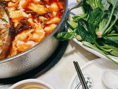 -德林酸菜鱼火锅(南丹店)