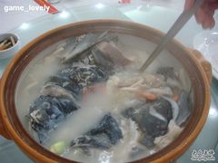 D1&nbsp;【鱼味馆】吃鱼头~三个人都吃不掉的-千岛湖鱼味馆(十字街总店)