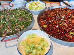 -关二兔江湖菜馆(峰景里店)