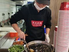 -黑色经典臭豆腐·湖南特产(步行街店)