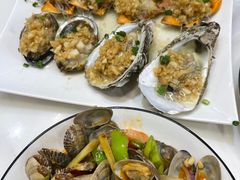 -四川小胡子海鲜(丁村万人海鲜广场店)