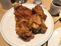 招牌酱大骨-关东小磨东北菜(上海长风大悦城店)