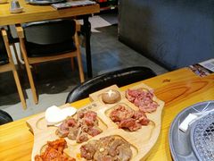 -喜来稀肉(北外滩白玉兰广场店)