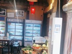 -富正毅三下锅·湘西韵味(天门山索道店)