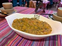 -香巴拉云南餐厅(华莱坞店)