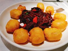 脆皮鲜奶拼耗牛肉-和记小菜(七宝店)