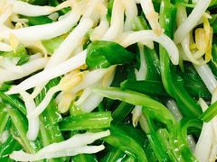 -新峰肉骨茶