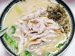 -明呈黄鱼面馆(斜土路店)