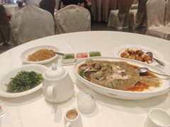 -万龙洲海鲜(大兴绿地缤纷城店)