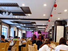 大堂-龙的酒楼·手工早茶·顺德菜(近良路店)