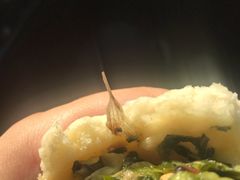 -白玉兰食品甜凤店(合生汇店)
