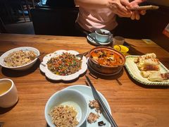 -缘生态云南菜·野生菌庭院餐厅(华侨城店)