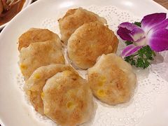 香煎墨鱼饼-香港深井掂檔烧鹅茶餐厅(海韵城店)