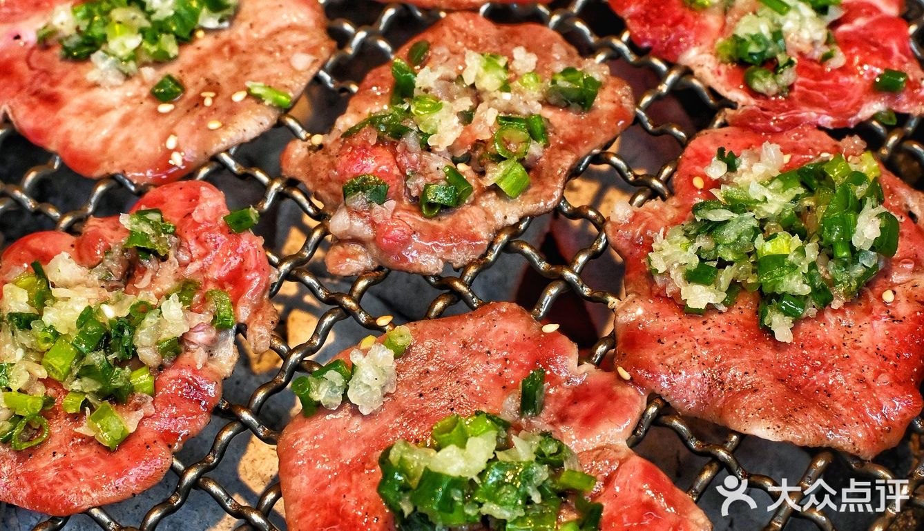 这家私藏的烧肉居酒屋一般人我都不告诉它[胜利]