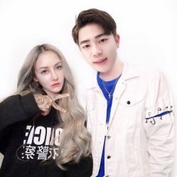 Yishen合影纪念-3AM HAIR SALON烫发染发接发